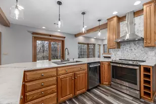 1631 Timber Ln, Ottawa, IL 61350 - Photo 10