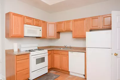 1009 N Sacramento Avenue #3R, Chicago, IL 60622 - Photo 2