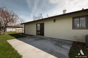 520 Glendale Ln, Hoffman Estates, IL 60169 - Photo 24