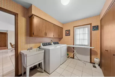 4111 Terri Lyn Lane, Northbrook, IL 60062 - Photo 14