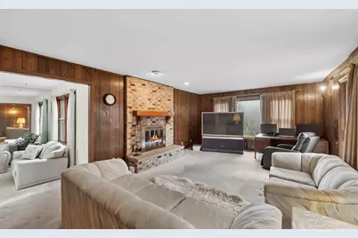 4111 Terri Lyn Lane, Northbrook, IL 60062 - Photo 8