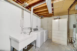 613 Shaw Ct, Schaumburg, IL 60194 - Photo 18