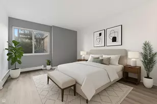 950 E Old Willow Rd, Prospect Heights, IL 60070 - Photo 12