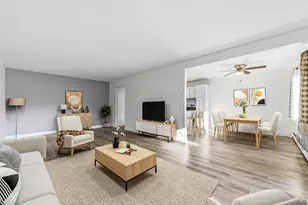 950 E Old Willow Rd, Prospect Heights, IL 60070 - Photo 4