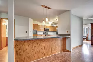 13537 Latrobe Ave, Crestwood, IL 60418 - Photo 6