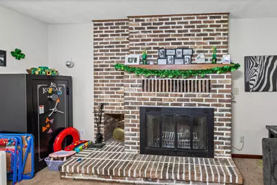 2107 Cedar Avenue, Salem, IL 62881 - Photo 10