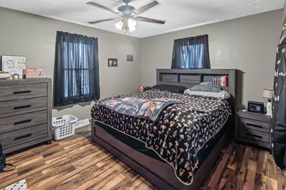 2107 Cedar Avenue, Salem, IL 62881 - Photo 22