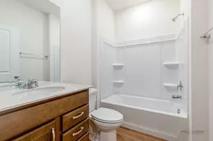 2751 Lawlor Ln, Naperville, IL 60564 - Photo 26