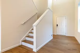 2751 Lawlor Ln, Naperville, IL 60564 - Photo 6