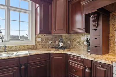 39W431 Long Meadow Lane, Saint Charles, IL 60175 - Photo 24