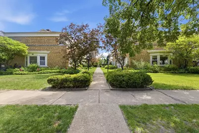 208 South Boulevard #D, Evanston, IL 60202 - Photo 2
