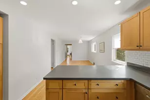 556 Barton Ave, Evanston, IL 60202 - Photo 12