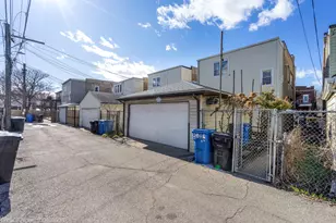 3039 N Haussen Ct, Chicago, IL 60618 - Photo 22