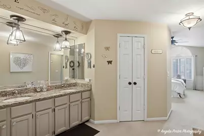 890 Shoreline Road, Lake Barrington, IL 60010 - Photo 18