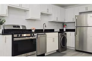 732 W Roscoe St, Chicago, IL 60657 - Photo 4