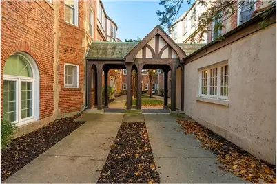 918 Green Bay Road #G, Winnetka, IL 60093 - Photo 2