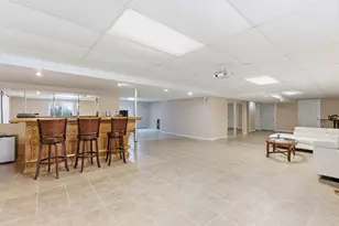 829 Lindsey Ln, Bolingbrook, IL 60440 - Photo 38