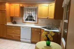 1413 S 7th St, Saint Charles, IL 60174 - Photo 6