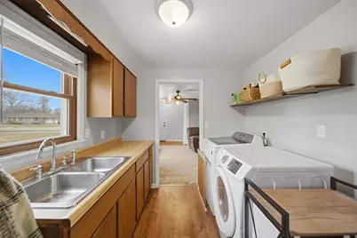 418 E Wall Street, Morrison, IL 61270 - Photo 14