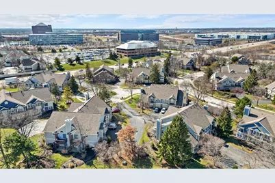 620 Stone Brook Court, Elk Grove Village, IL 60007 - Photo 36