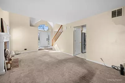 620 Stone Brook Court, Elk Grove Village, IL 60007 - Photo 10