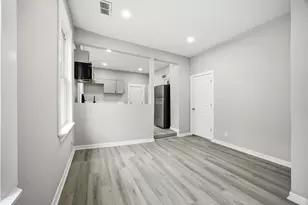 66 E 100th St, Chicago, IL 60628 - Photo 12