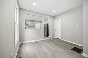 66 E 100th St, Chicago, IL 60628 - Photo 4