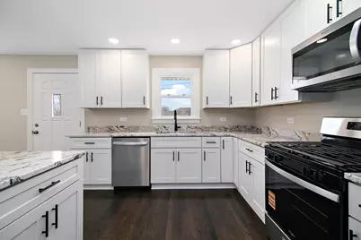 8356 Sayre Avenue, Burbank, IL 60459 - Photo 6