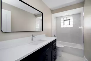 8356 Sayre Ave, Burbank, IL 60459 - Photo 14