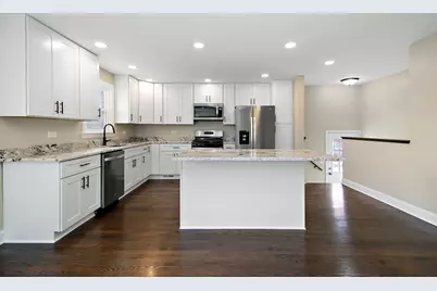 8356 Sayre Avenue, Burbank, IL 60459 - Photo 6