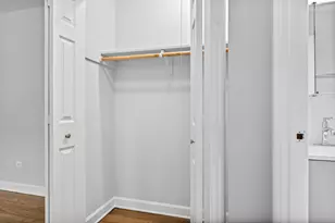 6758 N Sheridan Ave, Chicago, IL 60626 - Photo 8