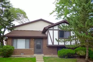 1446 Sutter Dr, Hanover Park, IL 60133 - Photo 1