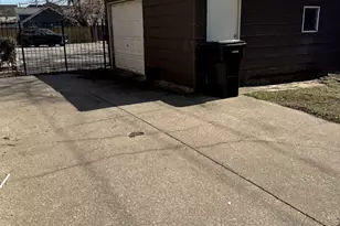 5939 W Huron St, Chicago, IL 60644 - Photo 12