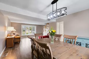 1015 Confederation Dr, Bartlett, IL 60103 - Photo 14