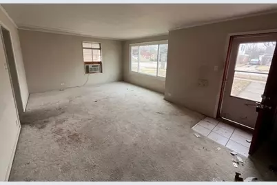 17609 Roosevelt Avenue, Homewood, IL 60430 - Photo 2