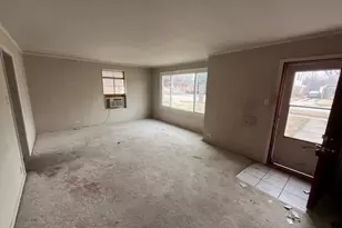 17609 Roosevelt Ave, Homewood, IL 60430 - Photo 2