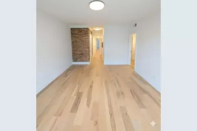 616 W Patterson Avenue #2W, Chicago, IL 60613 - Photo 2