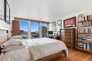 1400 E 55th Pl, Chicago, IL 60615 - Photo 10