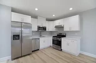 836 N Parkside Ave, Chicago, IL 60651 - Photo 6