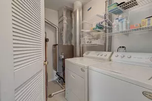 566 Pinebrook Dr, Bolingbrook, IL 60490 - Photo 16