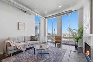 720 N Larrabee St, Chicago, IL 60654 - Photo 4