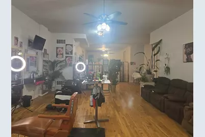 4117 W Lawrence Avenue, Chicago, IL 60630 - Photo 2
