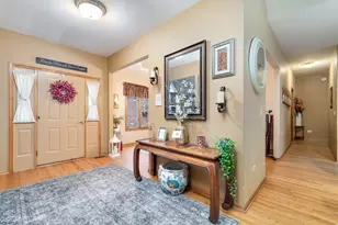 10400 Emerald Ave, Orland Park, IL 60467 - Photo 4