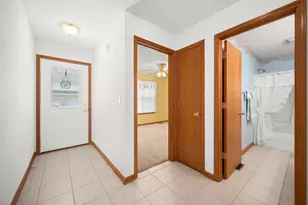 1193 Rose Dr, Sycamore, IL 60178 - Photo 6