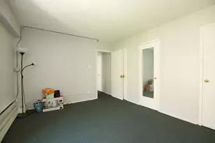 7333 N Ridge Blvd, Chicago, IL 60645 - Photo 12