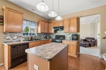 [Address not provided], Yorkville, IL 60560 - Photo 4