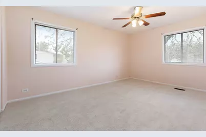 236 N Waterford Drive, Schaumburg, IL 60194 - Photo 20