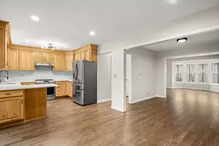 15 White Oak Cir, Saint Charles, IL 60174 - Photo 16