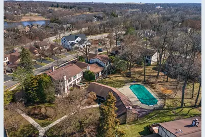 15 White Oak Circle, Saint Charles, IL 60174 - Photo 48