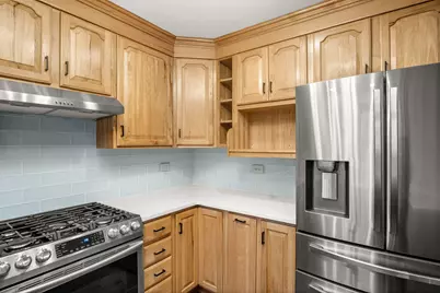 15 White Oak Circle, Saint Charles, IL 60174 - Photo 18